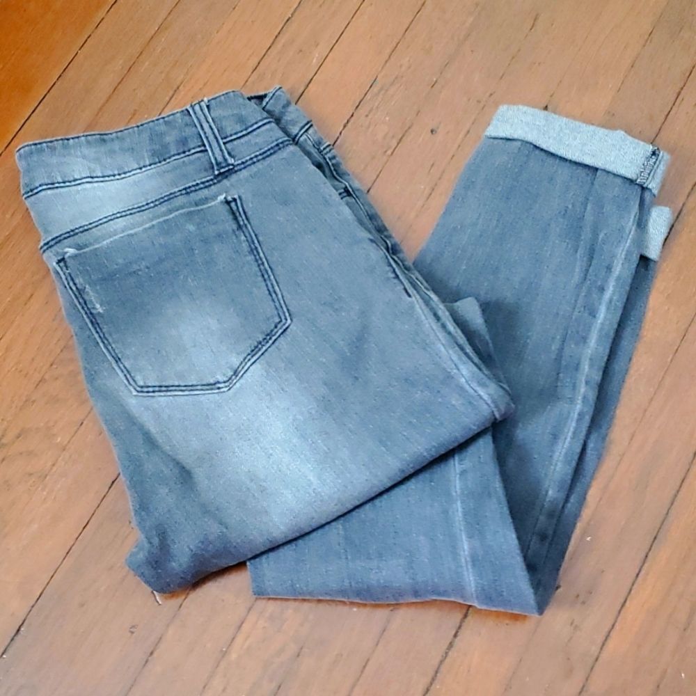 Grey Cuffed Skinny Jeans 